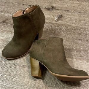Women's Olive Ankle Boots